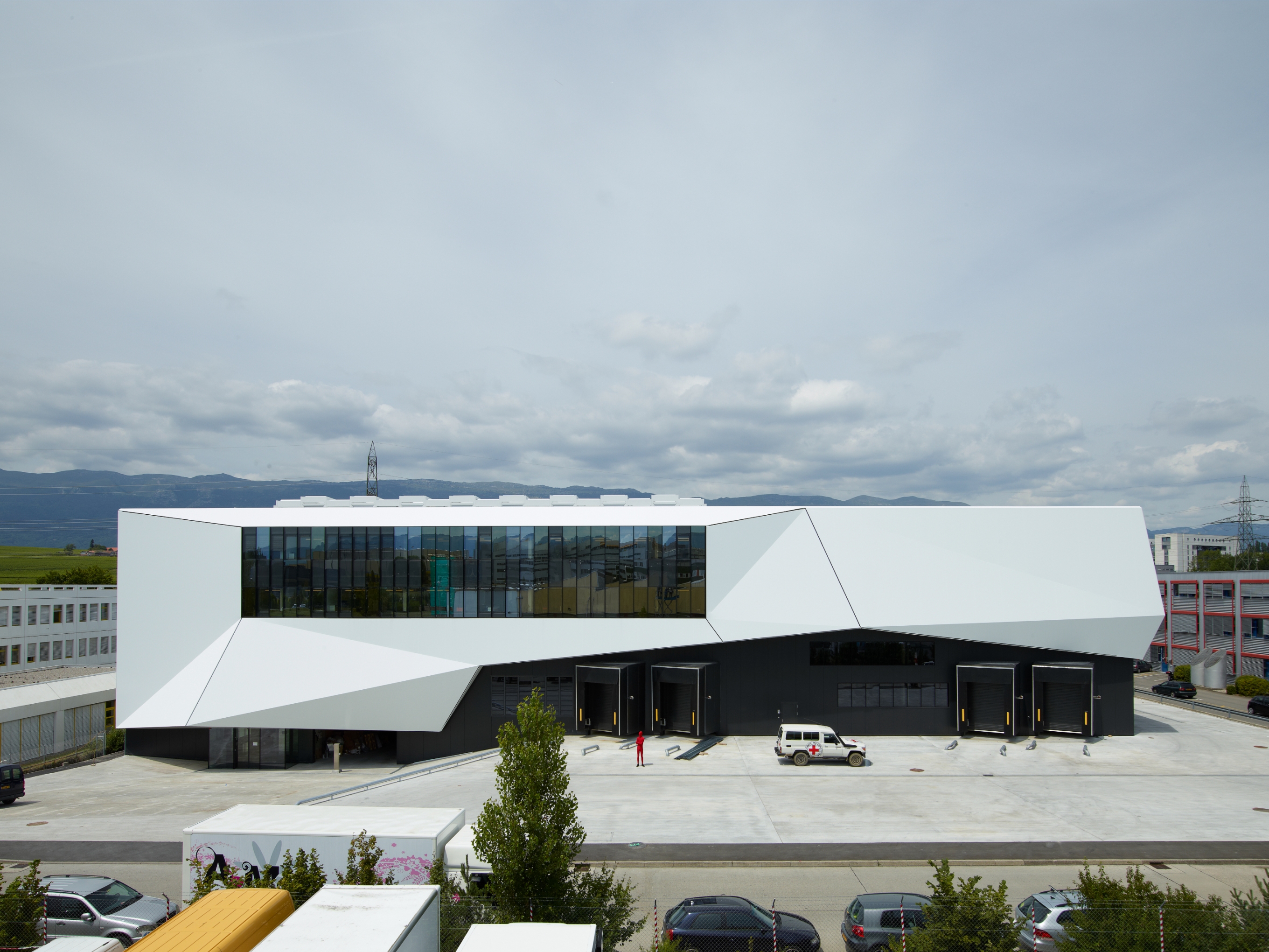 halle logistique cicr architecture