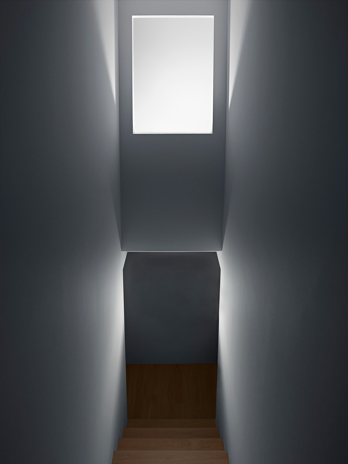 staircase light opening white house fdmp architects