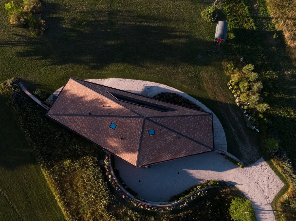 vue aerienne toit villa