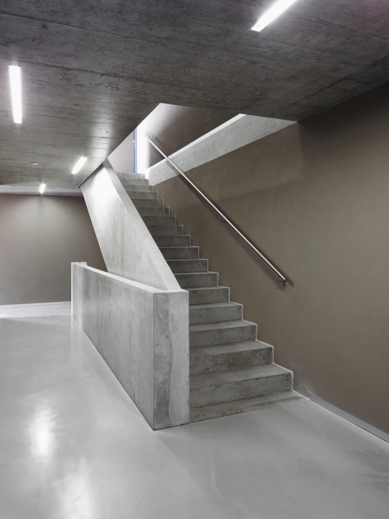 Vue intérieure des espaces de circulation FdMP architectes Group8